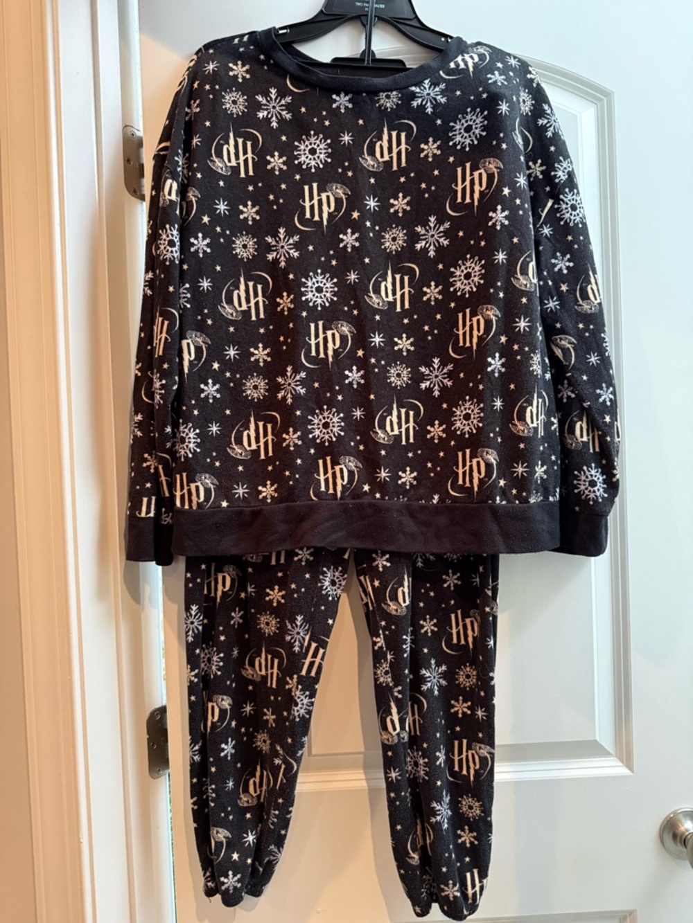 Women's Black Harry Potter Snowflake Logo Pajama Set